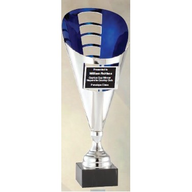 Vespari Italian Victory Cup, 26 1/2" H