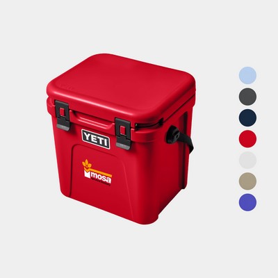 24 QT YETI® Roadie Hard Cooler Ice Chest (16.6" x 17.4")